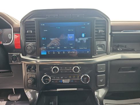 Used 2021 Ford F150 Lariat w/ Equipment Group 502A High AWD/4WD image 17