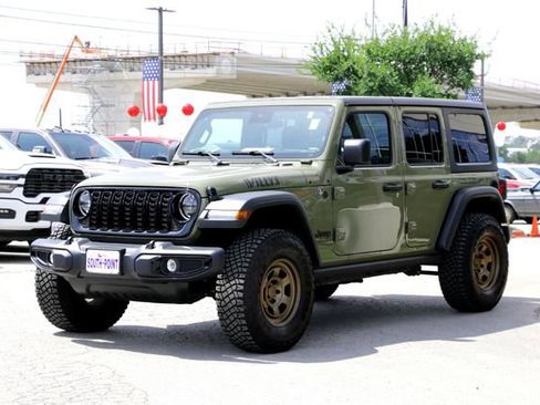 Used 2025 Jeep Wrangler Unlimited Sport AWD/4WD image 7