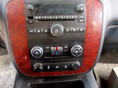 Used 2012 Chevrolet Suburban LS w/ All-Star Edition image 9