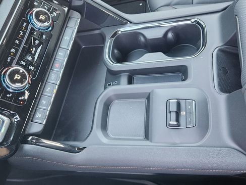 New 2026 GMC Sierra 2500 AT4 w/ AT4 Premium Plus Package image 23