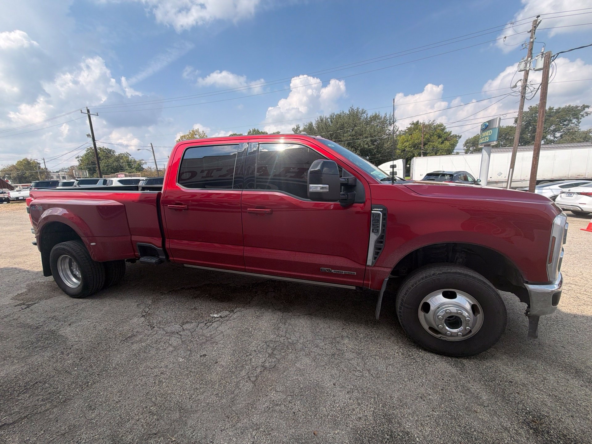 Used 2024 Ford F350 Lariat AWD/4WD image 9
