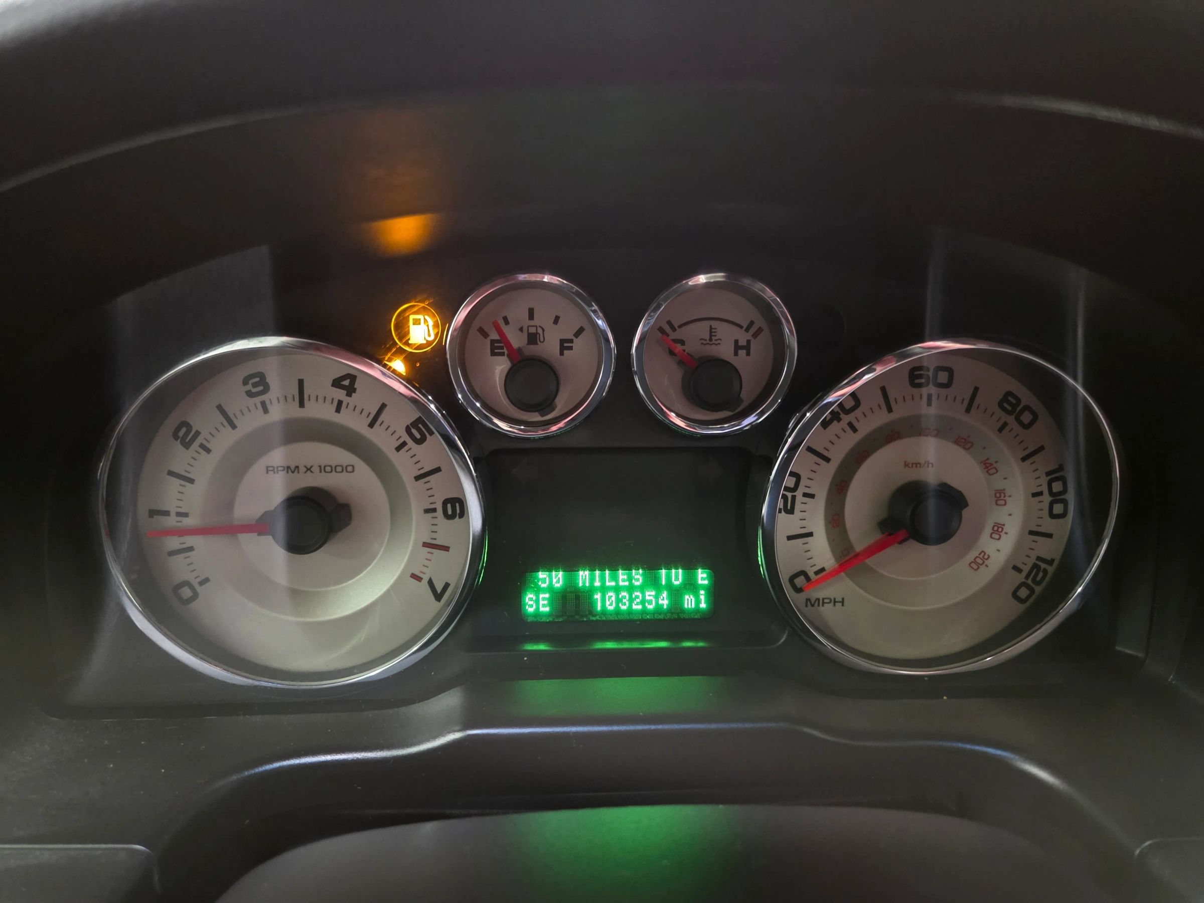 Used 2010 Ford Edge SEL FWD image 18