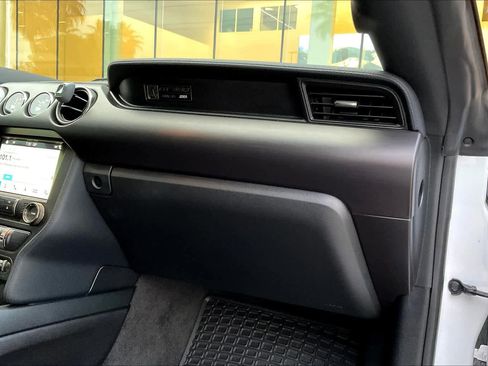 Used 2018 Ford Mustang Shelby GT350 w/ Electronics Package image 19