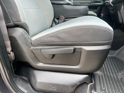 Used 2021 RAM 2500 Big Horn AWD/4WD image 23