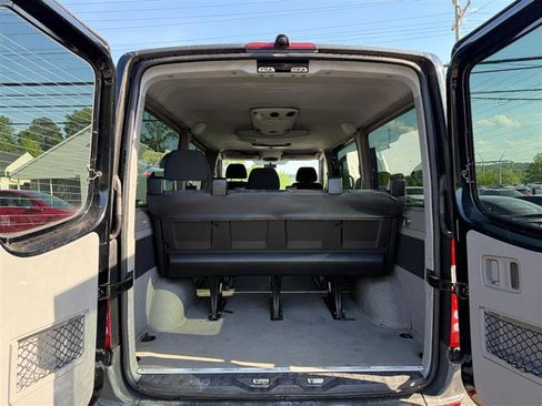 Used 2013 Mercedes-Benz Sprinter 2500 image 10