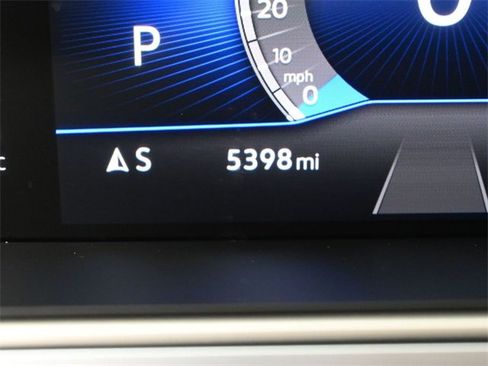 Used 2025 Volkswagen Taos SE w/ Panoramic Sunroof Package image 19