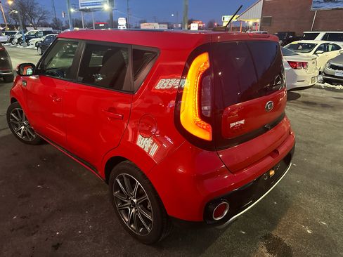Used 2018 Kia Soul ! w/ Tech Package image 11