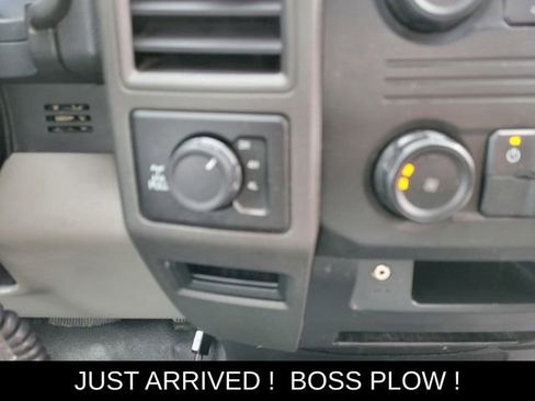 Used 2017 Ford F250 XL w/ Snow Plow Prep Package image 26