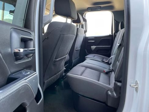 Used 2018 Chevrolet Silverado 1500 LT image 16