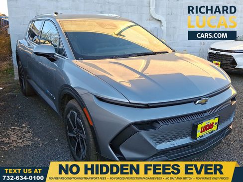 New 2026 Chevrolet Equinox EV LT image 1