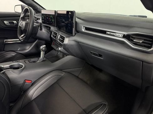 Used 2026 Ford Mustang Premium RWD image 28