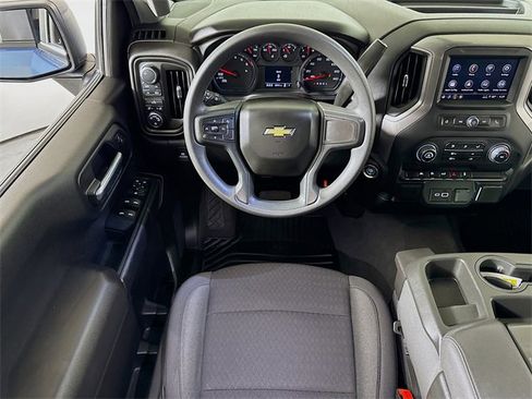 Used 2024 Chevrolet Silverado 1500 Custom image 18