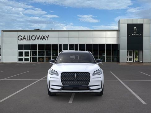 New 2025 Lincoln Corsair FWD w/ Equipment Group 101A image 6