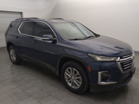 Used 2022 Chevrolet Traverse LT FWD image 11