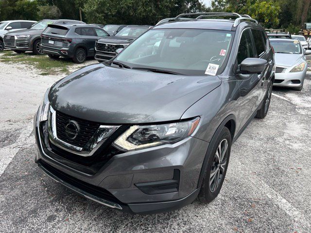 Used 2019 Nissan Rogue SV w/ Premium Package FWD image 2