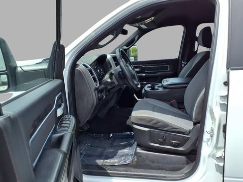 Used 2024 RAM 2500 Big Horn AWD/4WD image 22