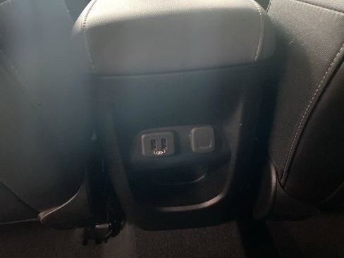 Certified 2022 Chevrolet Colorado Z71 w/ Safety Package image 12