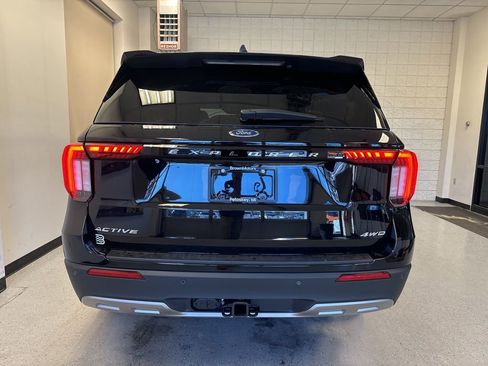 New 2026 Ford Explorer Active AWD/4WD image 18