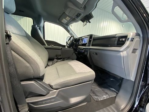 Used 2025 Ford F250 XLT image 24