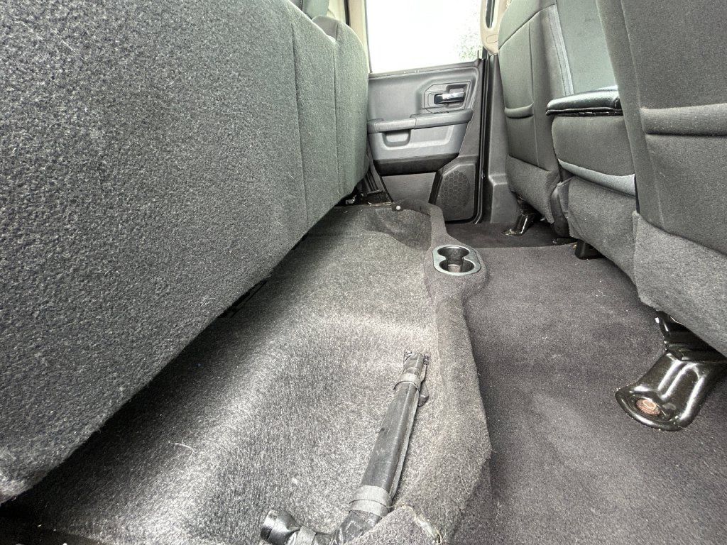 Used 2024 RAM 1500 Classic SLT AWD/4WD image 22
