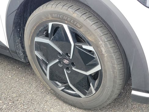 Used 2024 Hyundai Ioniq 5 SEL RWD image 4