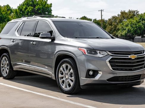 Used 2020 Chevrolet Traverse Premier image 10