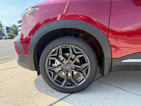 New 2025 Nissan Kicks SR w/ SR Premium Package image 7