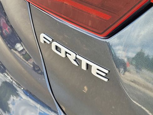 Used 2023 Kia Forte LXS image 26