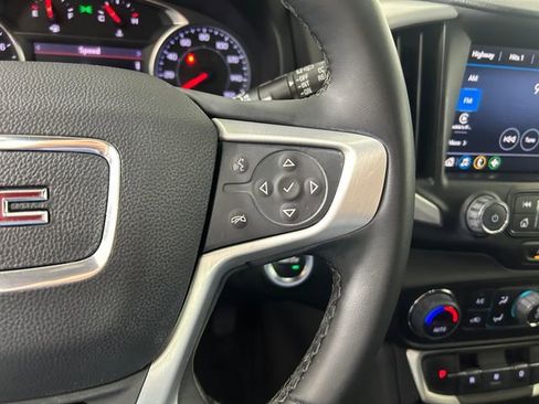 Used 2023 GMC Terrain SLT w/ Elevation Edition image 17