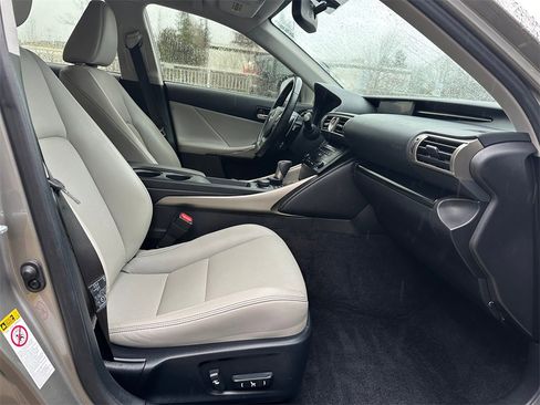 Used 2014 Lexus IS 250 AWD image 10