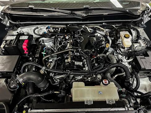 Used 2024 Toyota Tacoma SR RWD image 31