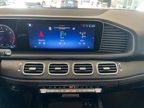 Used 2024 Mercedes-Benz GLE 450 4MATIC image 18