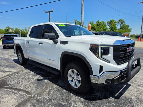 Used 2023 GMC Sierra 1500 Pro w/ Pro Value Package AWD/4WD image 3