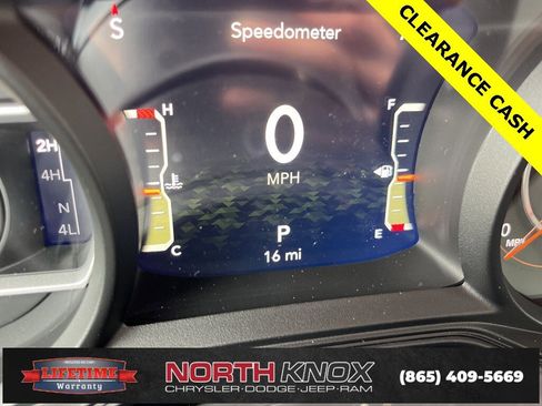 New 2025 Jeep Gladiator Mojave w/ Convenience Group image 32