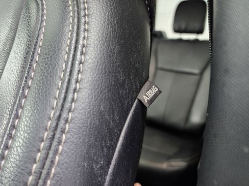 Used 2022 Ford F350 Lariat w/ Tremor Off-Road Package image 44