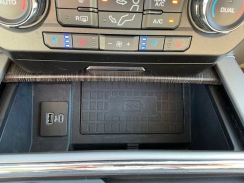 Used 2021 Ford F250 Lariat w/ Lariat Ultimate Package AWD/4WD image 43