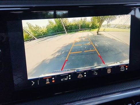 Used 2024 GMC Sierra 1500 Denali AWD/4WD image 46