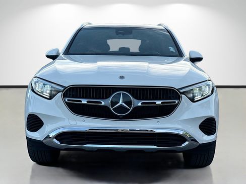 Used 2026 Mercedes-Benz GLC 300 image 8
