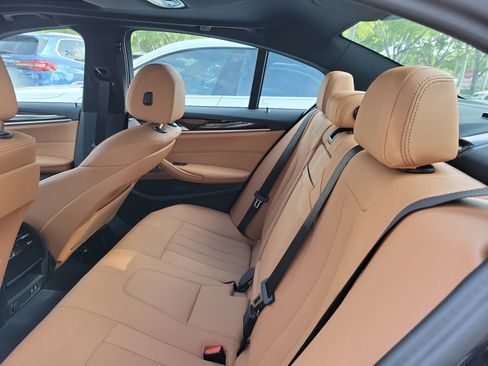 Used 2023 BMW 540i w/ M Sport Package RWD image 14