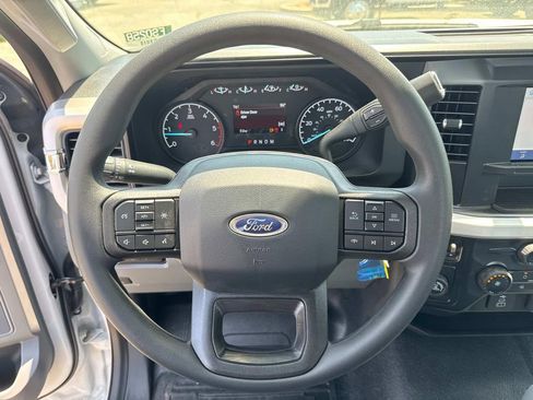 New 2025 Ford F350 XL w/ XL Chrome Package image 8