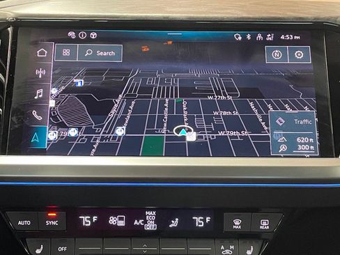 Used 2023 Audi Q4 e-tron Premium Plus w/ Premium Plus image 32