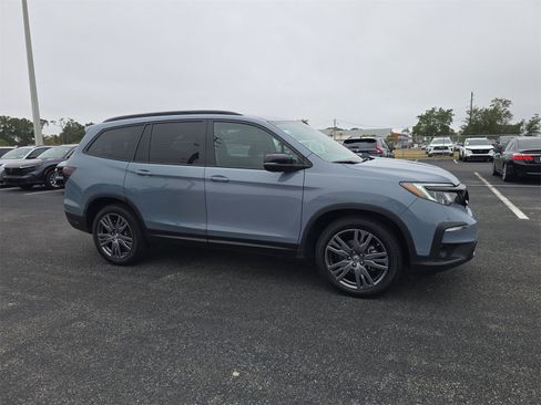 Used 2022 Honda Pilot Sport image 2
