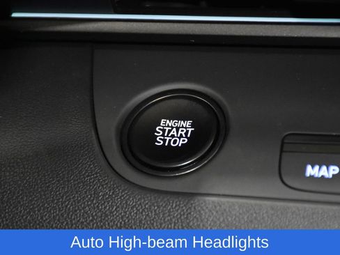 New 2025 Hyundai Elantra SEL image 14