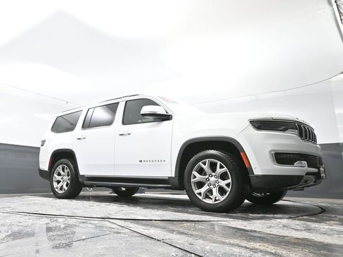 Used 2022 Jeep Wagoneer Series II image 51