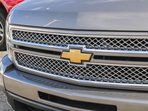 Used 2013 Chevrolet Silverado 1500 LTZ w/ LTZ Plus Package RWD image 10