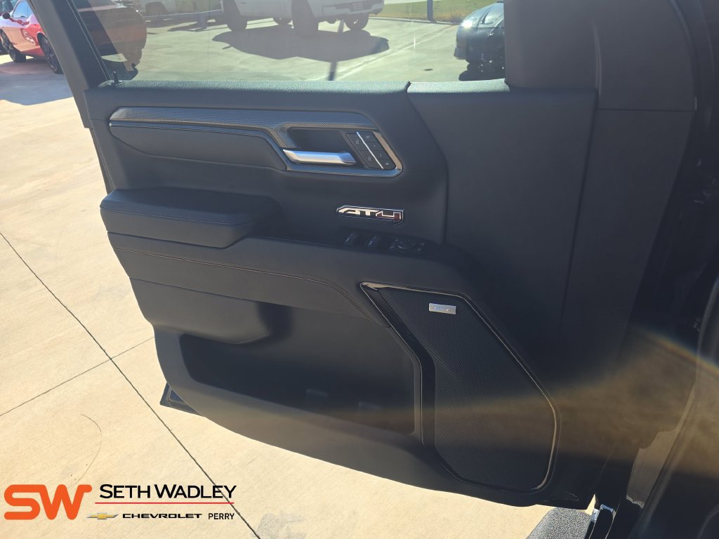 Used 2025 GMC Sierra 1500 AT4 w/ AT4 Premium Package AWD/4WD image 27