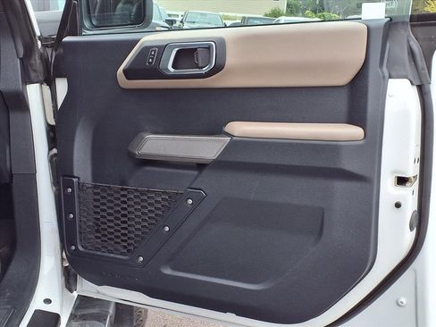 Used 2023 Ford Bronco Wildtrak image 13