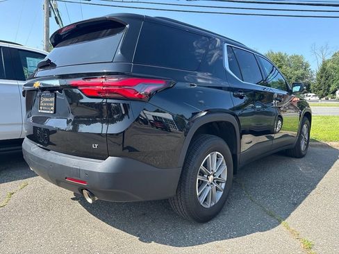 Used 2022 Chevrolet Traverse LT AWD/4WD image 16