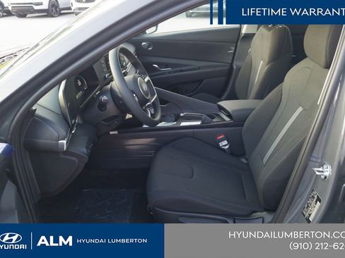 New 2026 Hyundai Elantra SE FWD image 15