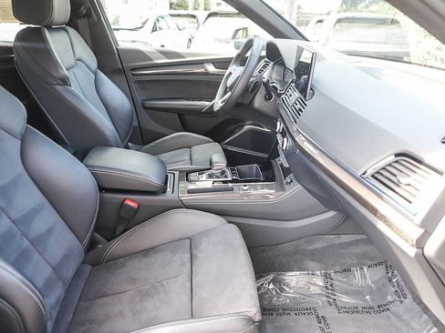 Used 2022 Audi SQ5 Premium Plus AWD/4WD image 17